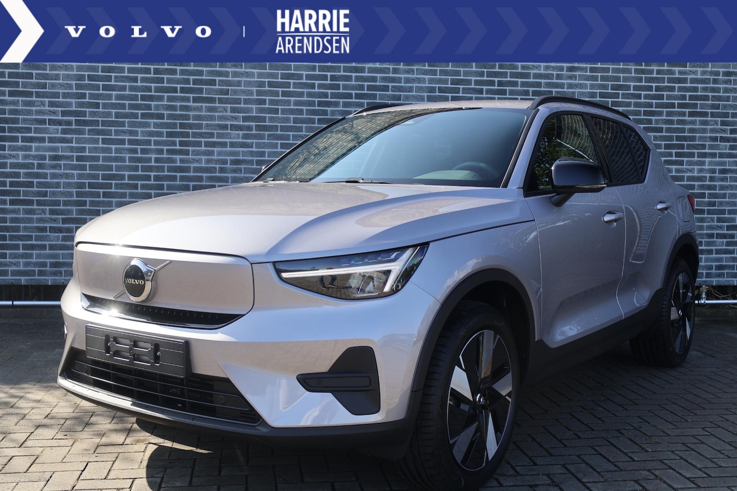 Volvo EX40 - Single Motor Extended Range Core Business 82 kWh | Adaptieve cruise control | Harman Kardo - AutoWereld.nl