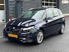 BMW 2-serie Active Tourer - 218i High Executive, navigatie, camera, panoramadak