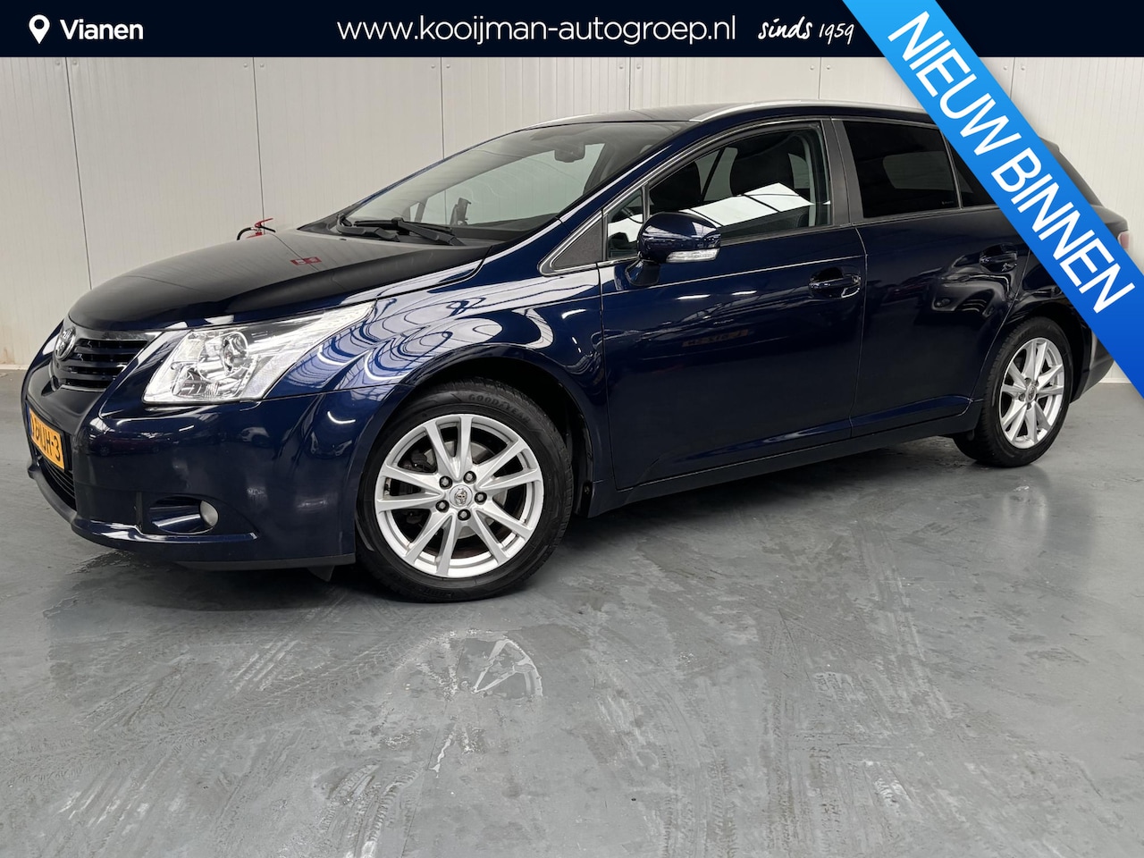 Toyota Avensis Wagon - 1.6 VVTi Business 1.6 VVTi Business - AutoWereld.nl