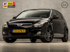 Hyundai i30 - 1.4i Sport (AIRCO, RADIO, GETINT GLAS, ELEK PAKKET, PARKEERSENSOREN, LM VELGEN, SPORTSTOEL