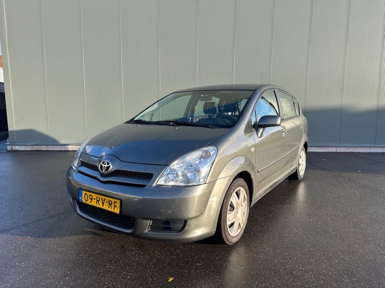 Toyota Verso - 1.8 VVT-i Terra 7p. AIRCO | 7 PERSOONS ! - AutoWereld.nl