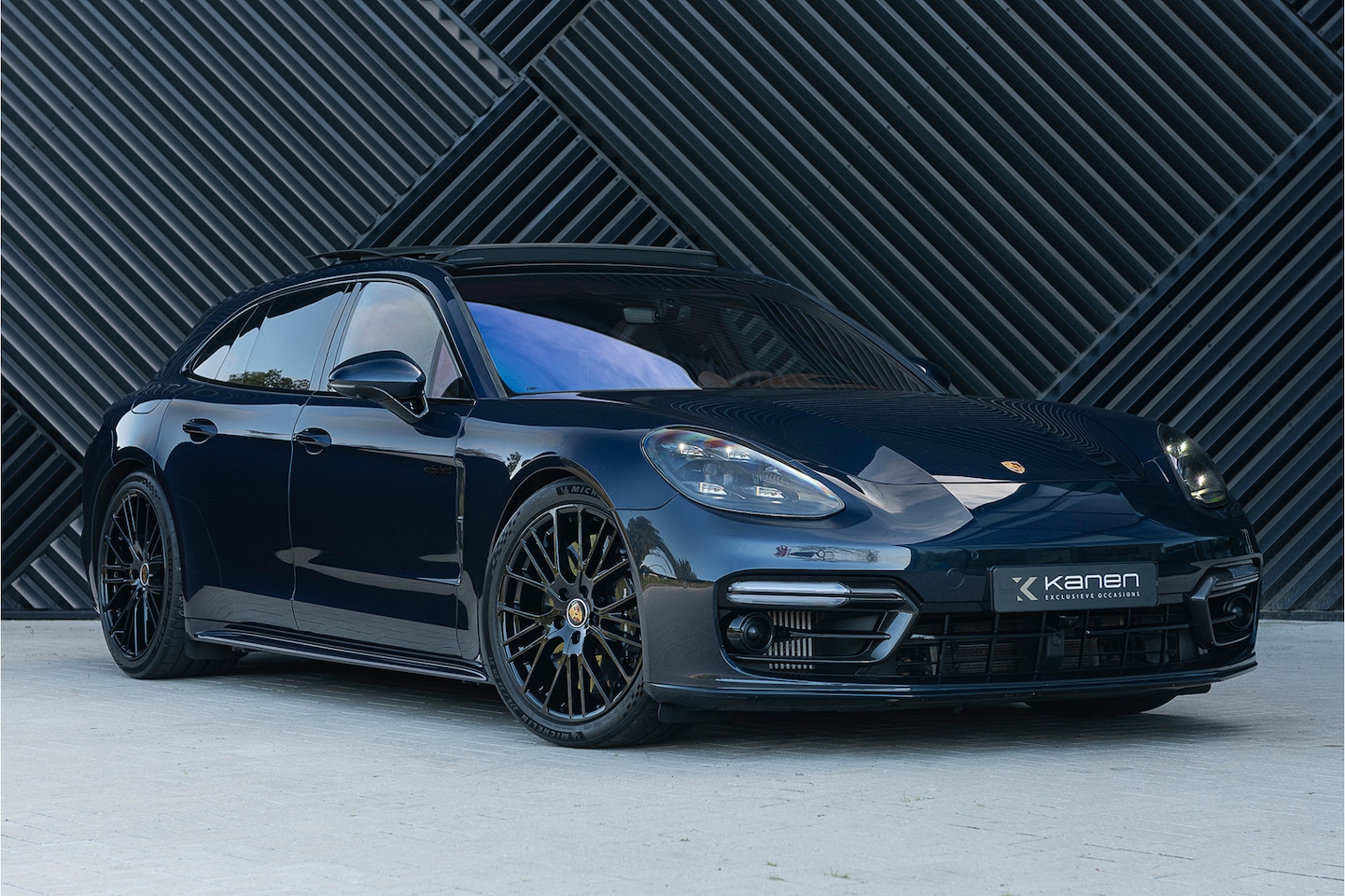 Porsche Panamera Sport Turismo - 4.0 Turbo S E-Hybrid Sport Turismo ACC Massage PDLS+ Bose Sportdesign Carbon Luchtv. Softc - AutoWereld.nl