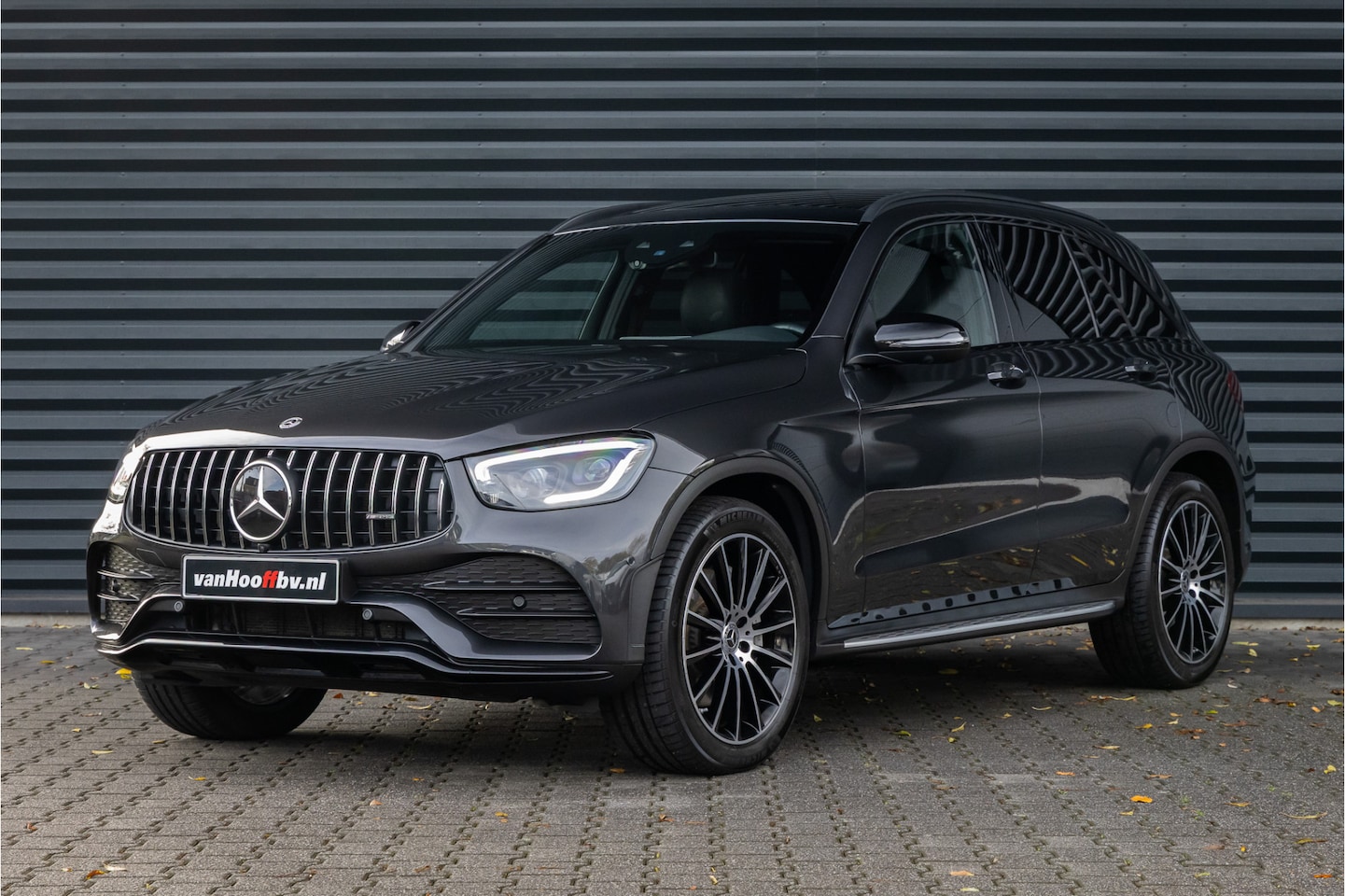 Mercedes-Benz GLC-klasse - 200 4MATIC AMG Premium Plus - Luchtvering - AutoWereld.nl