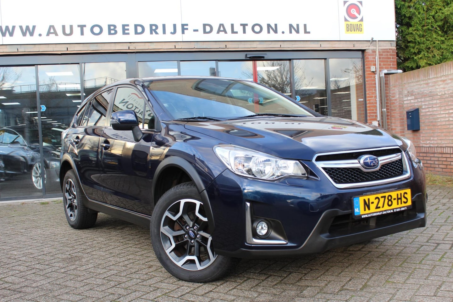 Subaru XV - 2.0i Premium 4WD AUTOMAAT / APPLE CARPLAY / NAVIGATIE / TREKHAAK / AIRCO - AutoWereld.nl