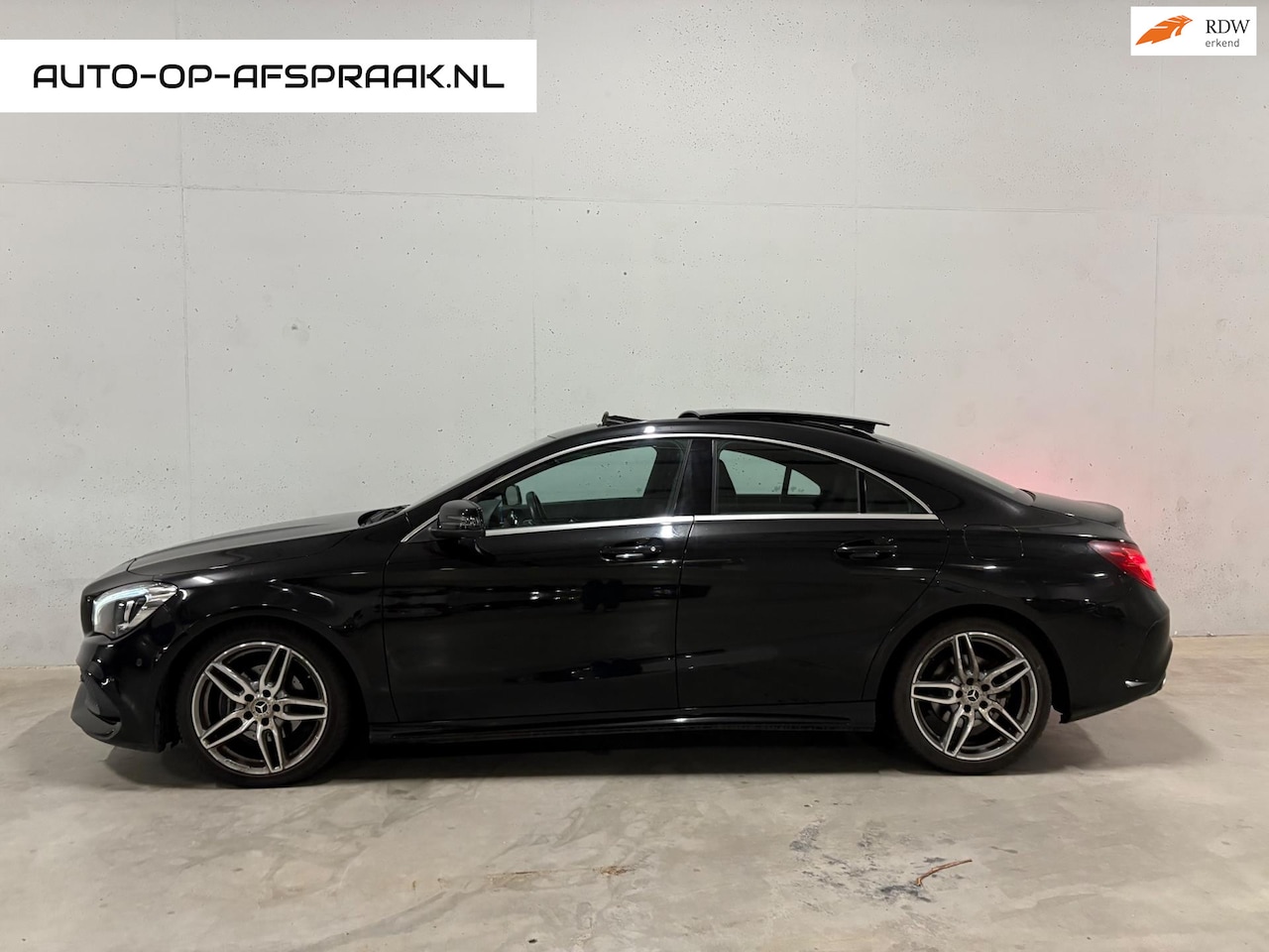 Mercedes-Benz CLA-Klasse - 180 AMG Pano Camera Navi Cruise C. - AutoWereld.nl