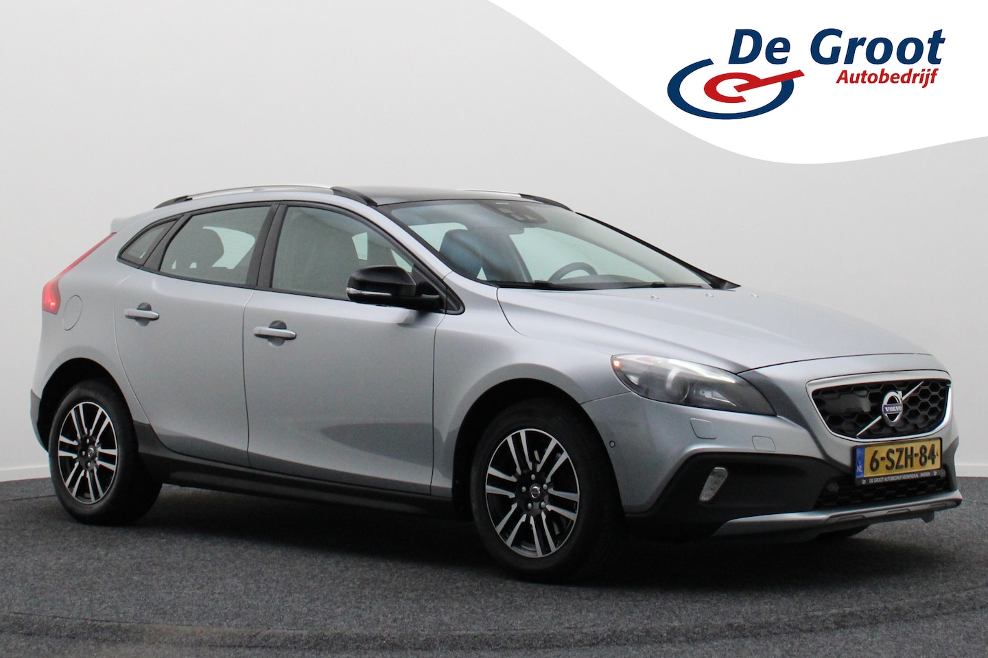 Volvo V40 Cross Country - 1.6 T4 Summum 1.6 T4 Summum - AutoWereld.nl