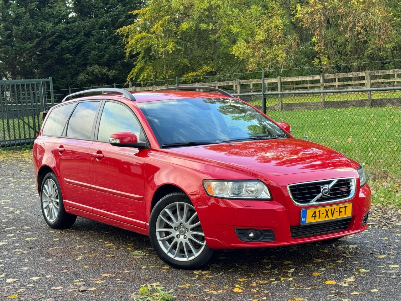 Volvo V50 - 2.5 T5 Momentum /UNIEK/Youngtimer/NAP/Automaat/ - AutoWereld.nl