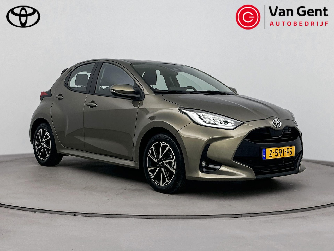 Toyota Yaris - 1.5 VVT-i Dynamic | Apple Carplay / Android Auto | Keyless | Adaptive Cruise | Camera | 16 - AutoWereld.nl