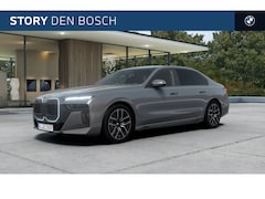 BMW 7-serie - 750e xDrive M Sport Automaat / Panoramadak Sky Lounge / Trekhaak / Massagefunctie / Bowers