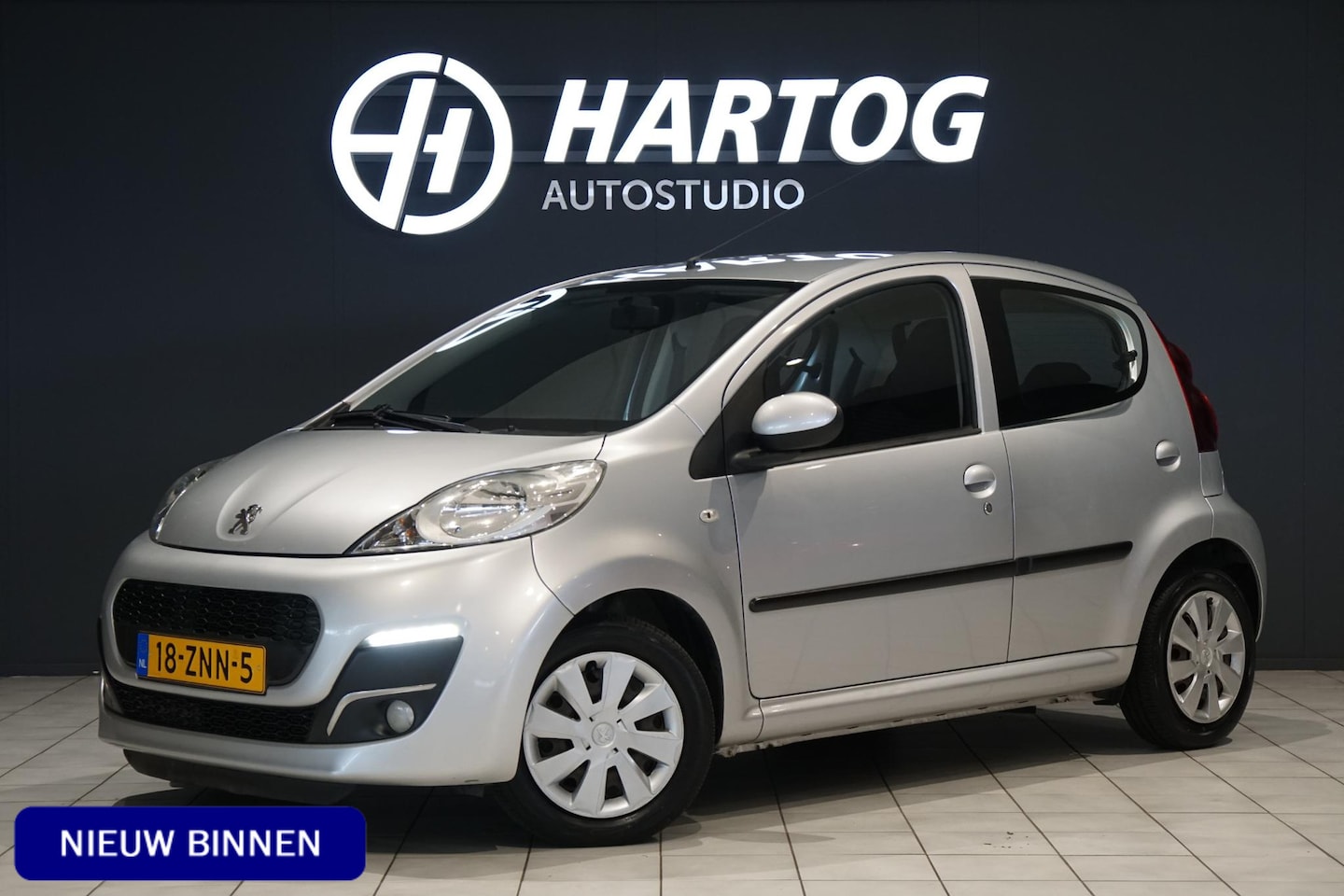 Peugeot 107 - 1.0 5-DRS + DEALER ONDERHOUDEN / AIRCO - AutoWereld.nl