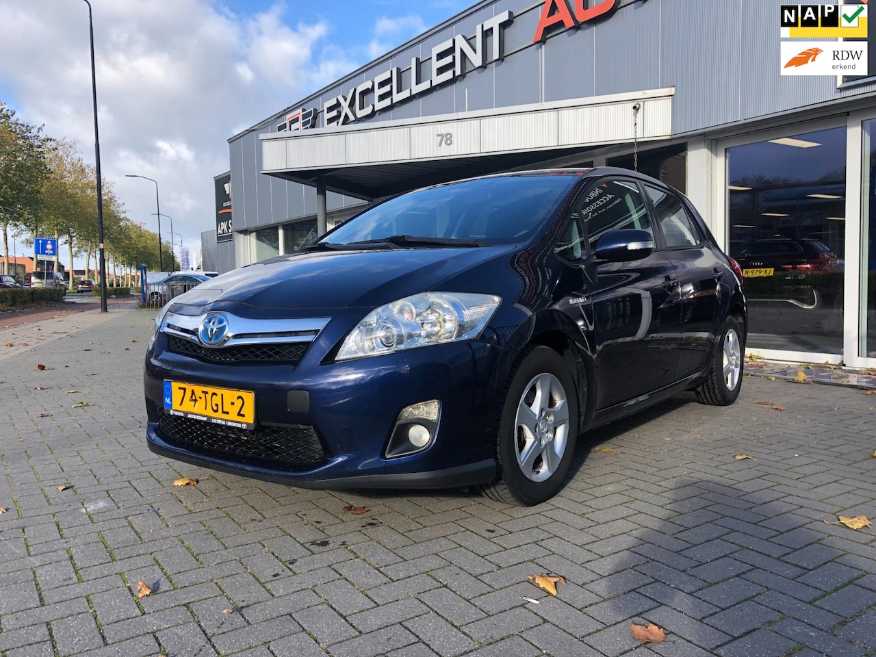 Toyota Auris - 1.8 Full Hybrid Aspiration-Navigatie - AutoWereld.nl