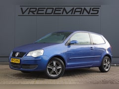 Volkswagen Polo - 1.4-16V Optive