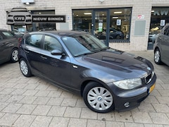BMW 1-serie - 116i Business Line 5Drs Nieuwe apk Navigatie