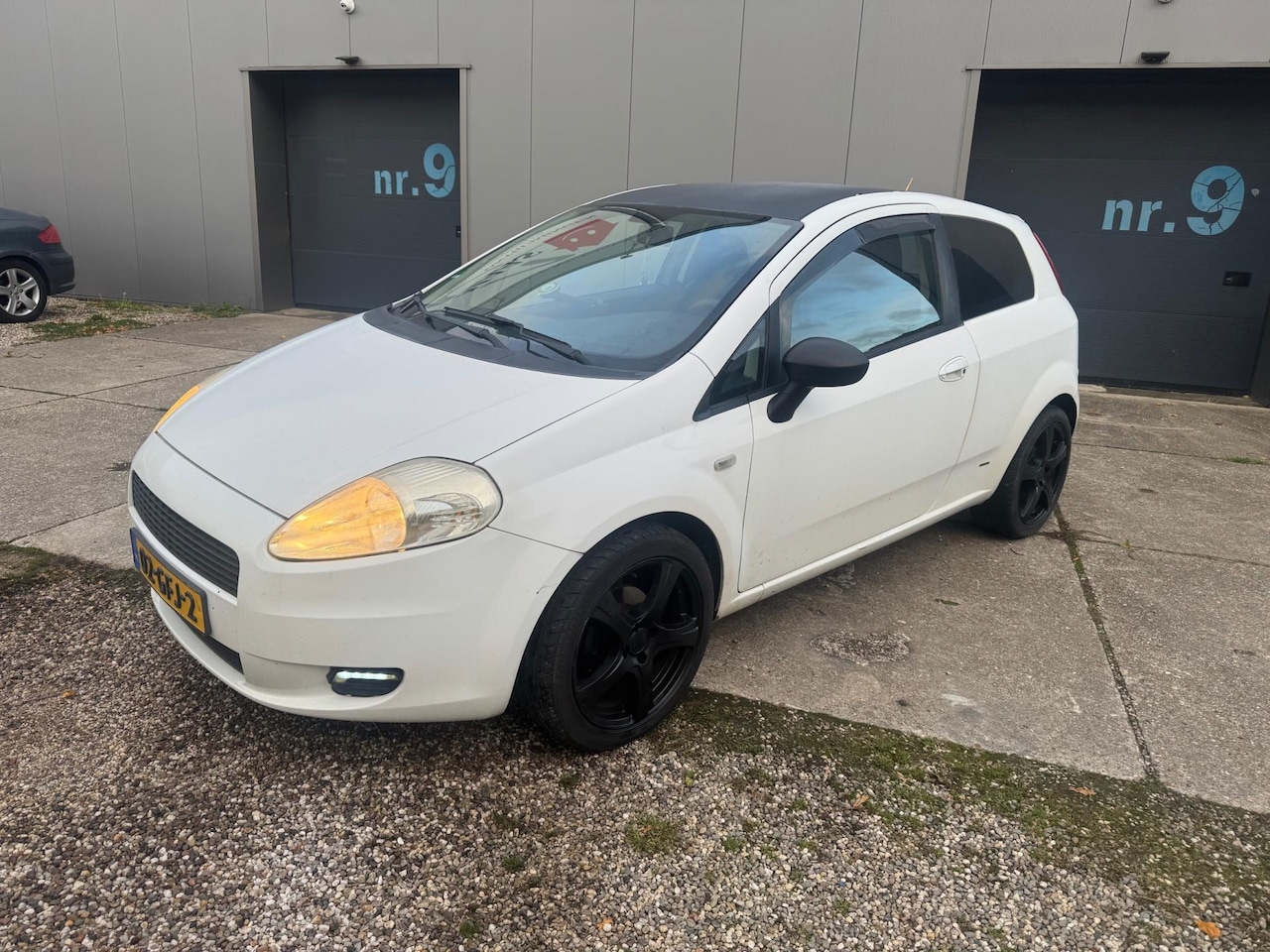 Fiat Grande Punto - 1.2 Active met airco - AutoWereld.nl