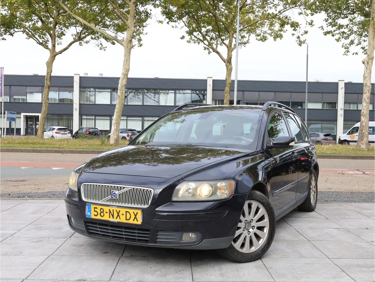 Volvo V50 - 2.4i Elite 170pk - AutoWereld.nl