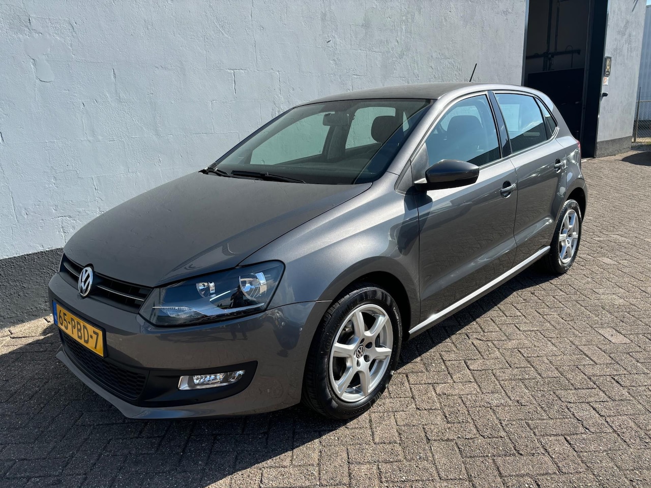 Volkswagen Polo - 1.4-16V Comfortline 5-Deurs - Airco - LMV - AutoWereld.nl