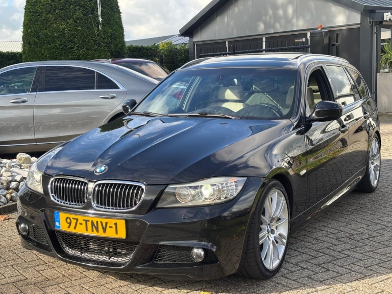BMW 3-serie Touring - 330D M Sport Edition 2010 Youngtimer Trekhaak - AutoWereld.nl