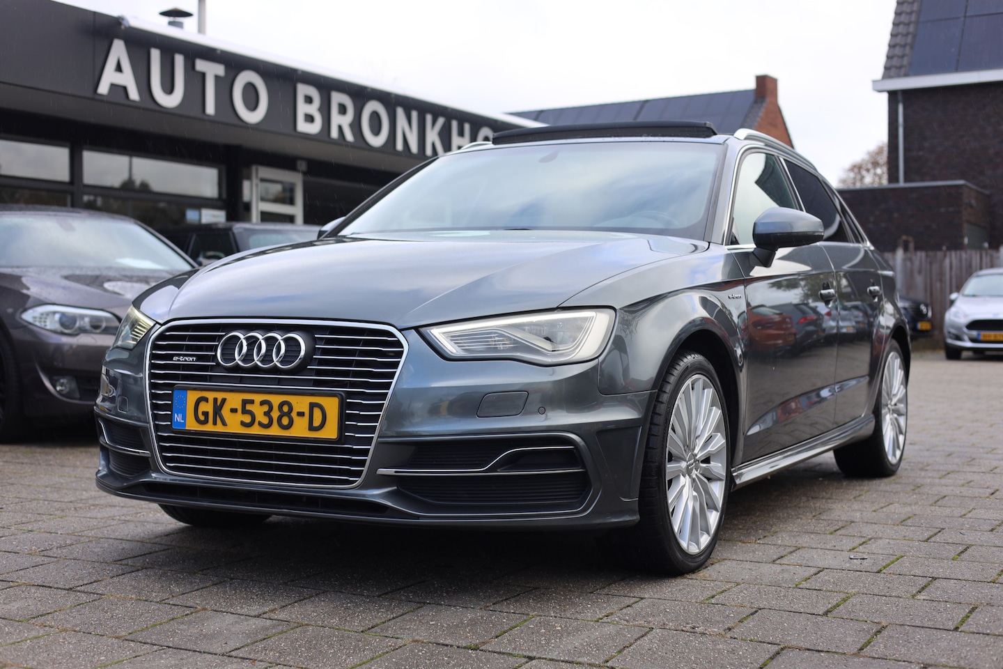 Audi A3 Sportback - 1.4 E-TRON I S-LINE I PANO I CARPLAY I B&O - AutoWereld.nl