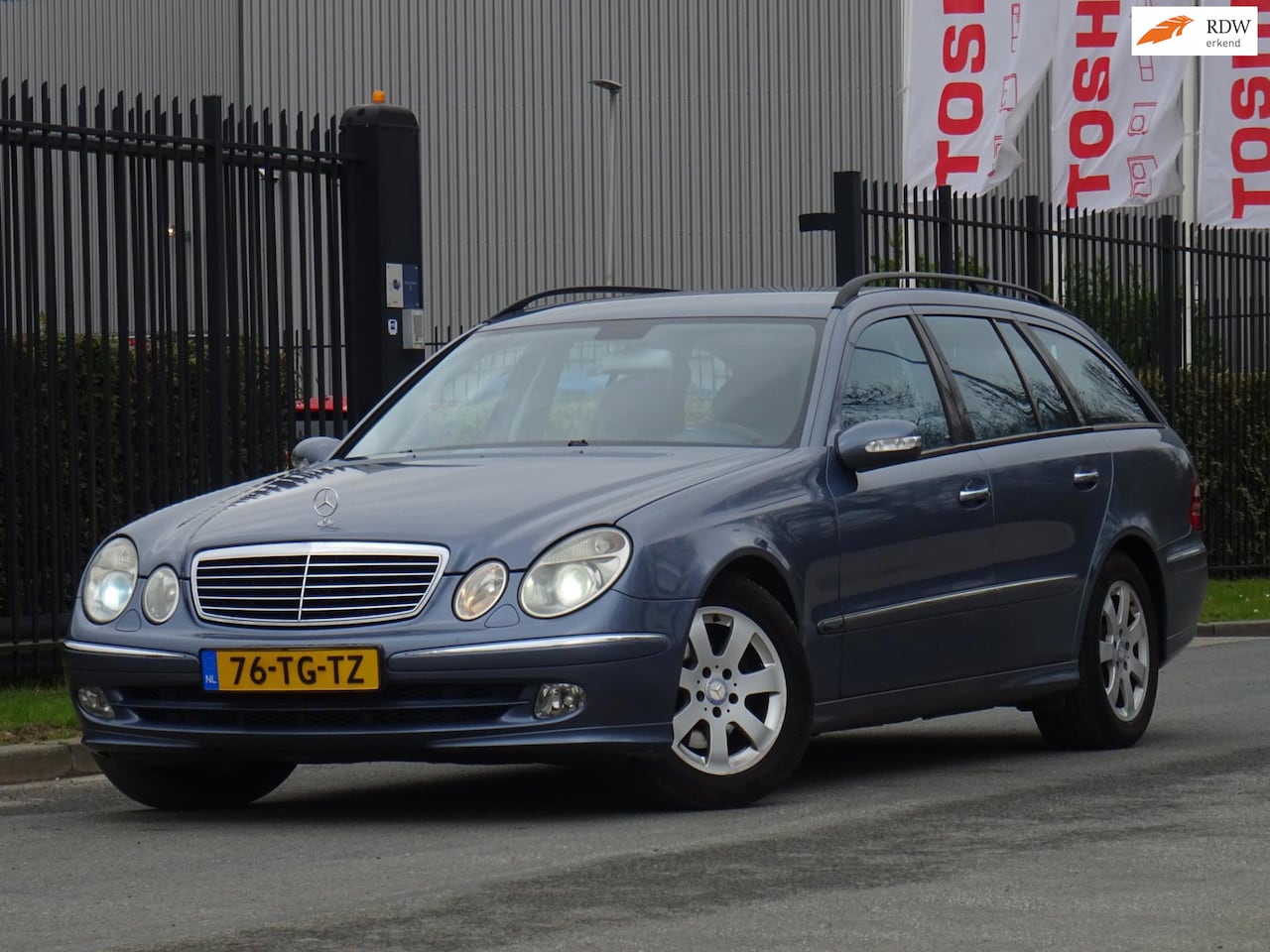 Mercedes-Benz E-klasse Combi - 270 CDI Avantgarde LEER/NAVI - AutoWereld.nl