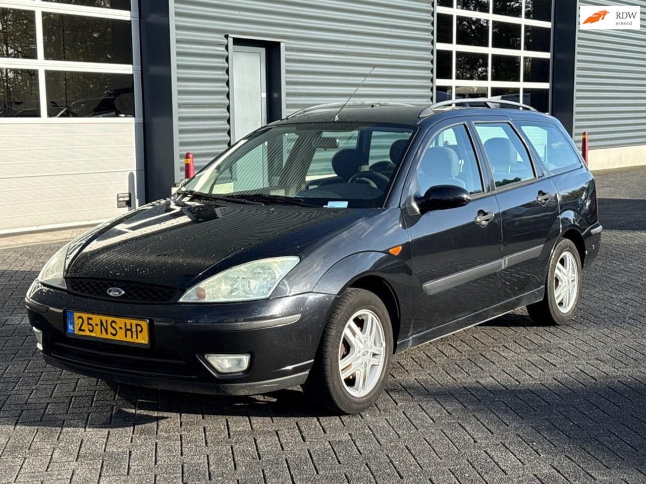 Ford Focus Wagon - 1.6-16V Trend 1.6-16V Trend, airco, trekhaak - AutoWereld.nl