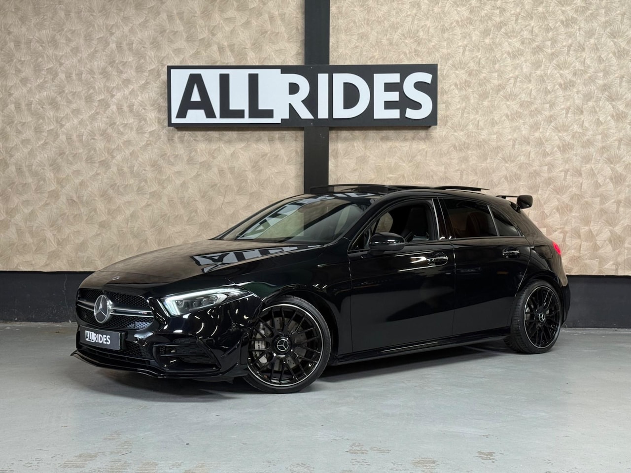 Mercedes-Benz A-klasse - AMG 35 4MATIC | Pano | schaalstoelen | keyless | aero pakket | stoelverkoeling - AutoWereld.nl