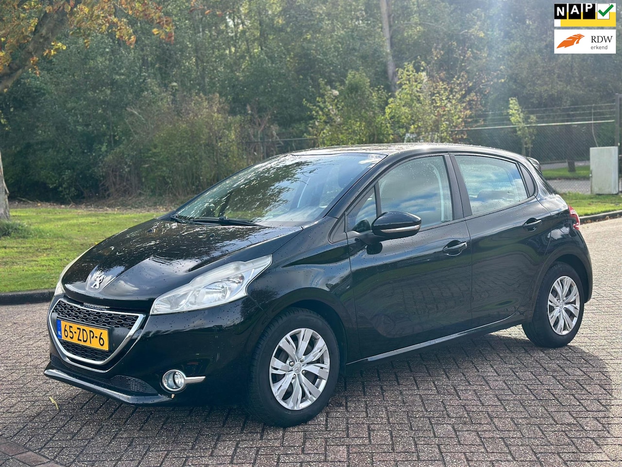 Peugeot 208 - 1.2 VTi Blue Lease/AIRCO/CRUISE/NAVI/PARKEERSENS ACHTER - AutoWereld.nl