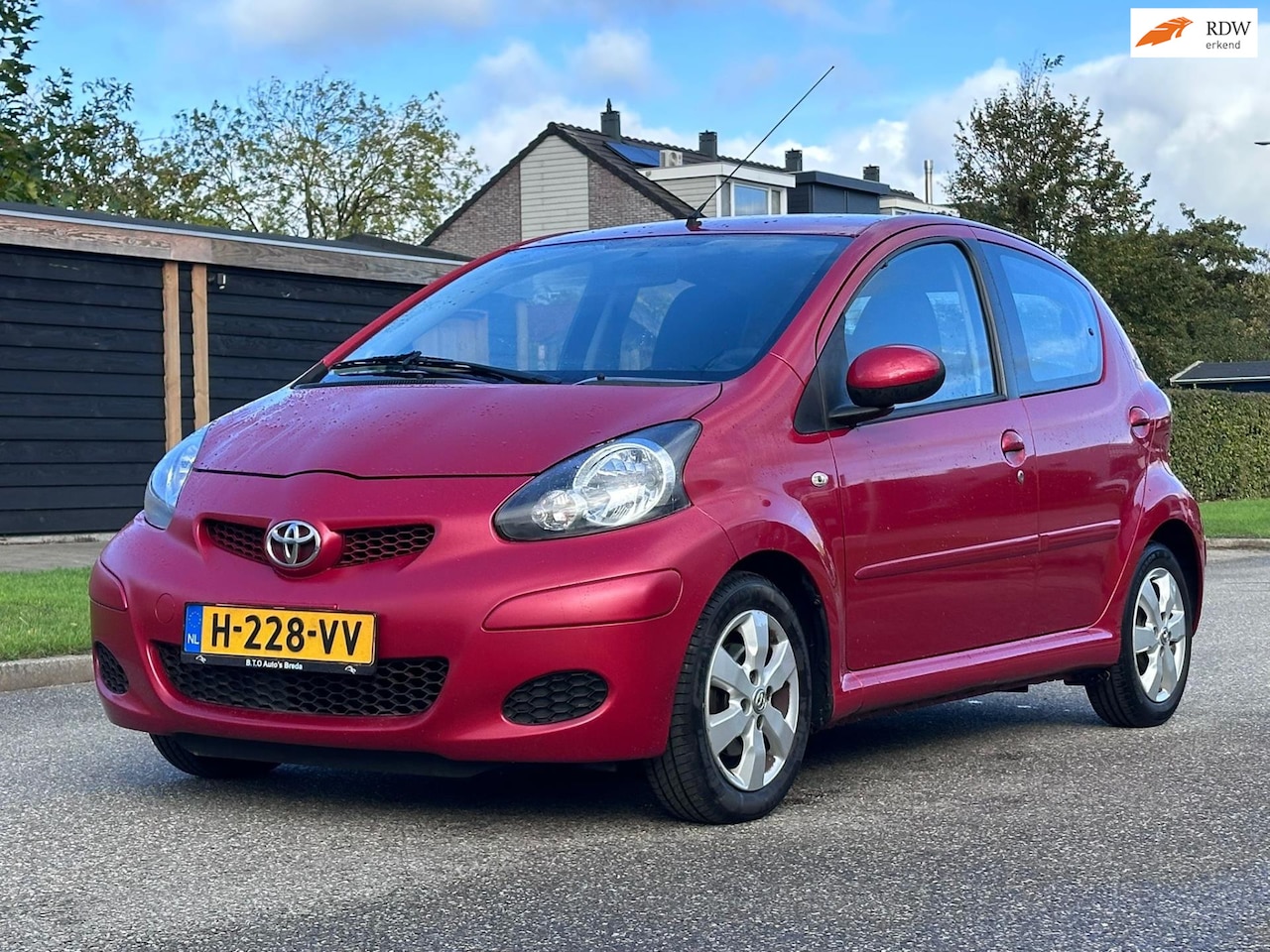 Toyota Aygo - 1.0-12V Comfort Navigator 5DR*Airco*LM velgen*21-07-2026 APK*Nette auto* - AutoWereld.nl