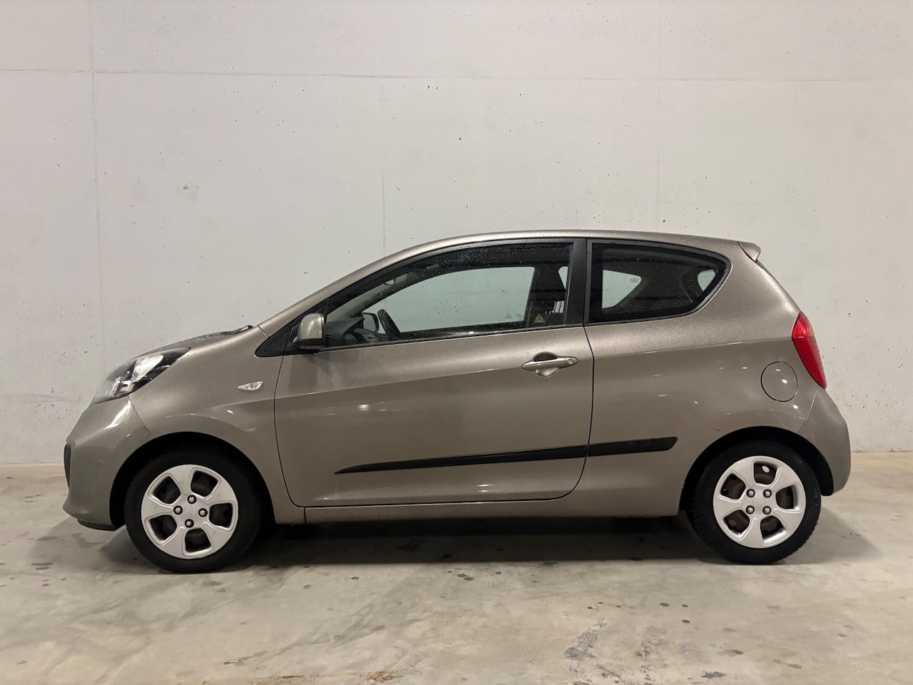 Kia Picanto - 1.0 CVVT ISG Comfort Pack Airco APK NAP Dealer onderhouden - AutoWereld.nl