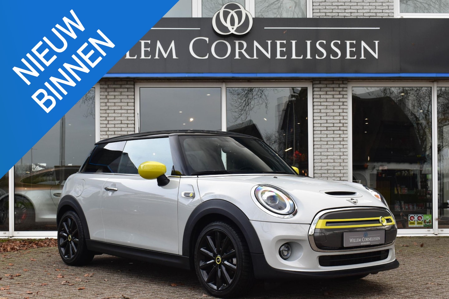 MINI Mini-Electric - Essential 33 kWh - AutoWereld.nl