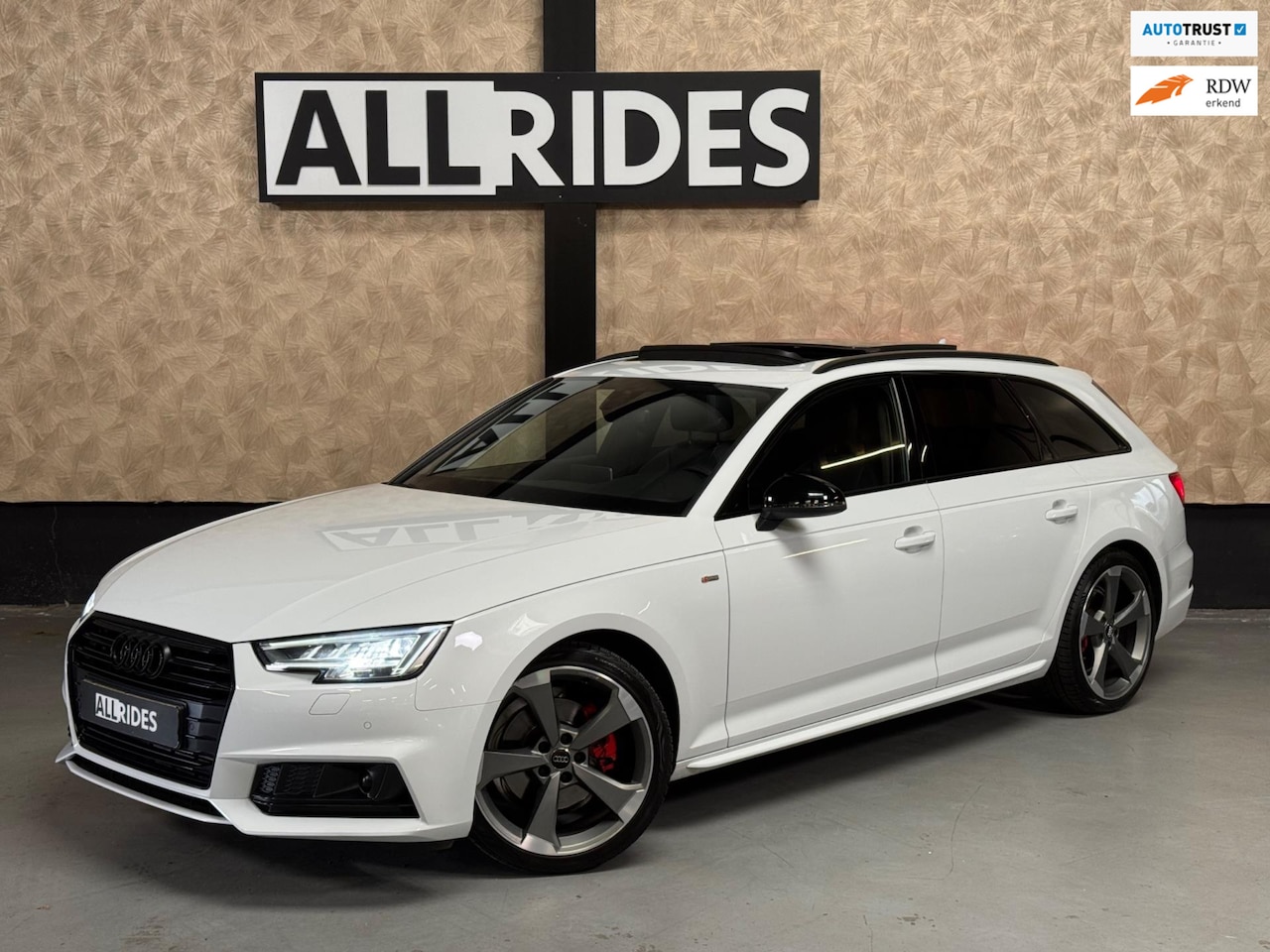 Audi A4 Avant - 2.0 TFSI ultra Design Pro Line Plus 3x S-Line | Pano | ACC | massage | Keyless | Virtual | - AutoWereld.nl