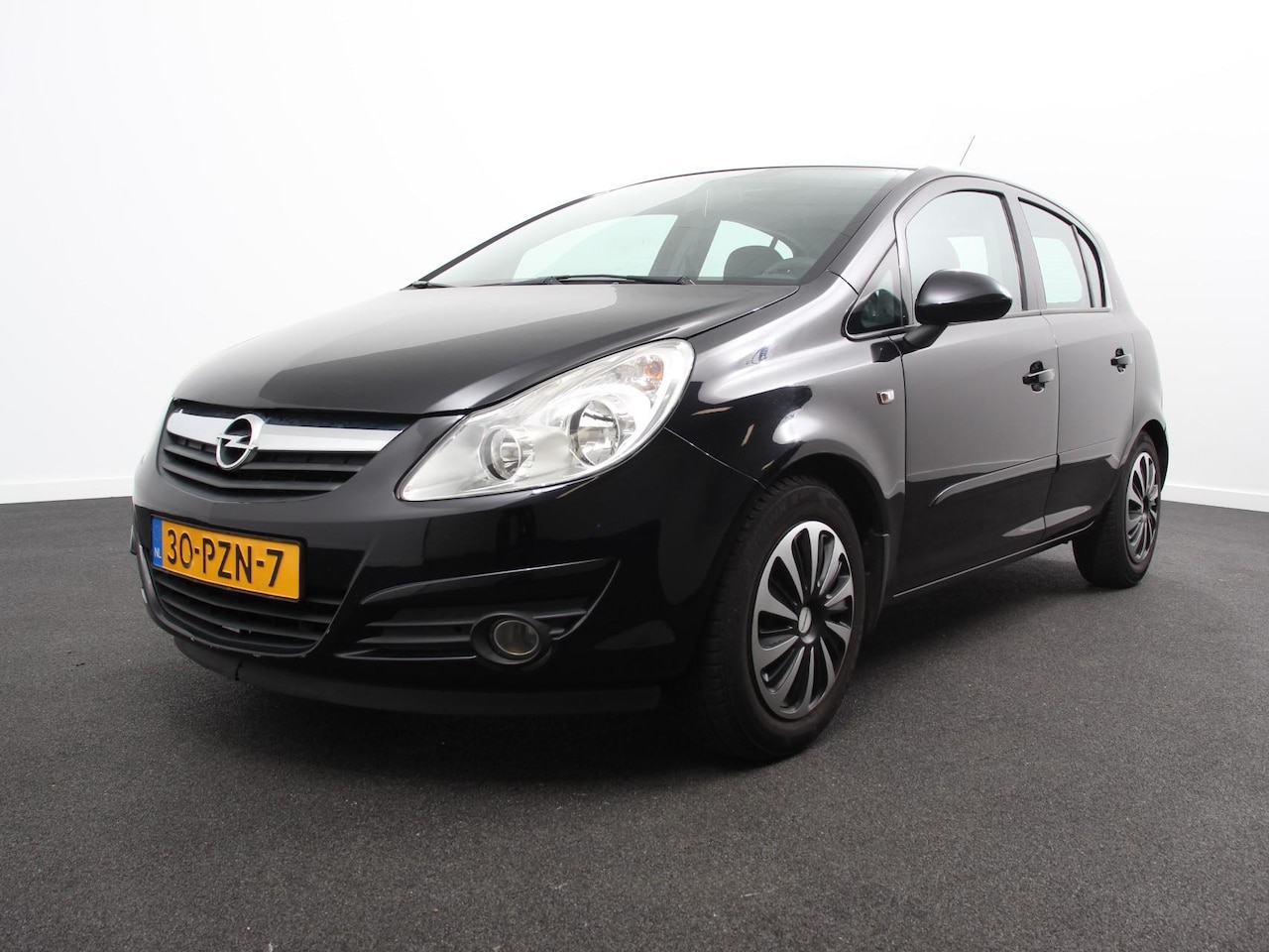 Opel Corsa - 1.4-16V Cosmo | Handel/Export | Airco | Panorama / Schuifdak | Trekhaak | 5 drs - AutoWereld.nl