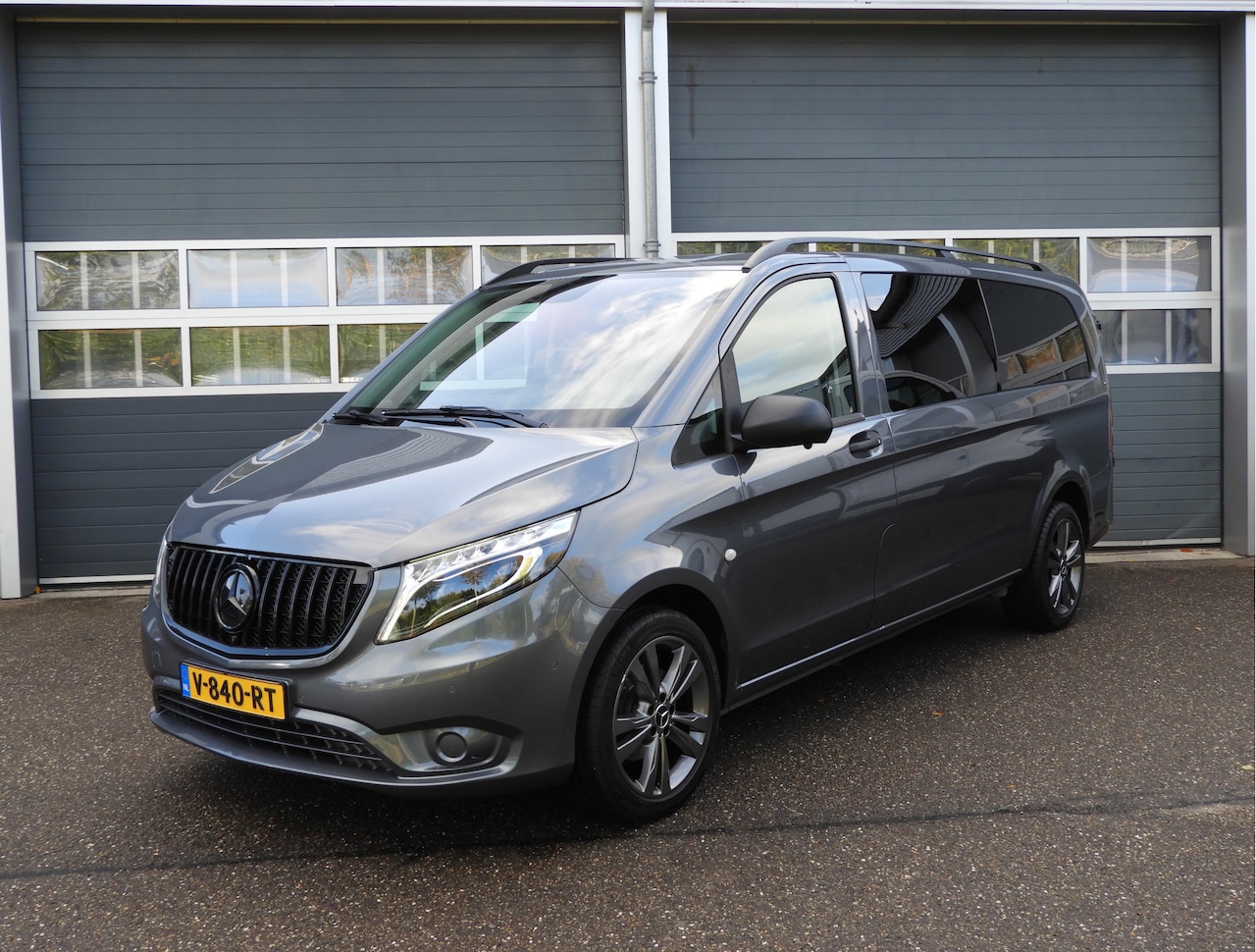 Mercedes-Benz Vito - 114 CDI Extra Lang DC Comfort LED | CARPLAY | 360° CAMERA - AutoWereld.nl