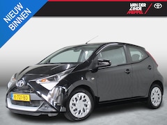 Toyota Aygo - 1.0 VVT-i x-play Airco Camera Apple Carplay