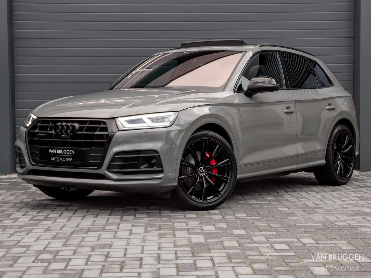Audi Q5 - 50 TFSI e quattro S-Line Pano Trekh Luchtv RS-Stoelen B&O Sfeer - AutoWereld.nl