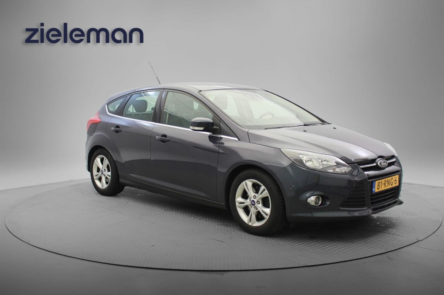Ford Focus - 1.6 EcoBoost Titanium Sport - Carplay, Cruise, Clima, Trekhaak - AutoWereld.nl