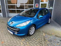 Peugeot 207 - 1.6-16V XS Pack