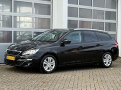 Peugeot 308 - 1.2 Turbo 110PK Executive Navi Clima Pdc Pano