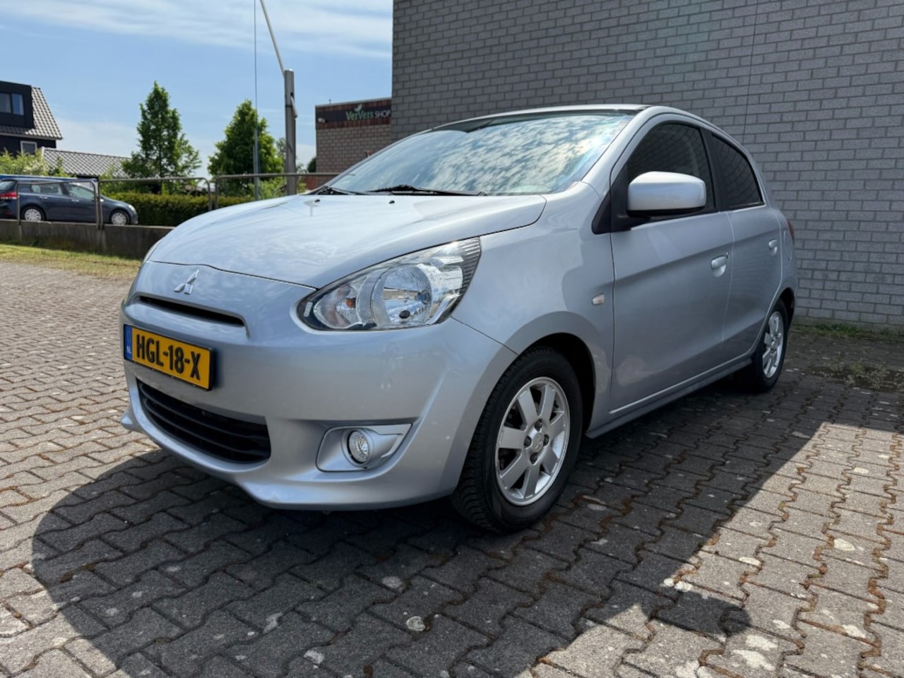 Mitsubishi Space Star - 1.2 MPI Bright Automaat/ Airco/ LM/ Stoelverwarming/ Privacy/ 20 - AutoWereld.nl