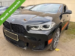 BMW X2 - sDrive20i High Executive M Sport Mesh Edition Panoramadak 19 Inch M Sportzetels DAB Carpla