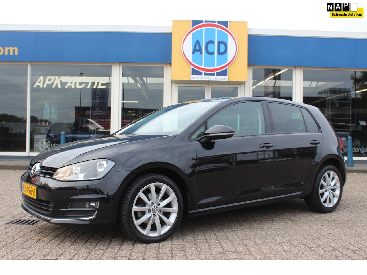 Volkswagen Golf - 1.2 TSI Business Edition Connected | Orig. NL | Half leder sport int. | Camera achter | - AutoWereld.nl