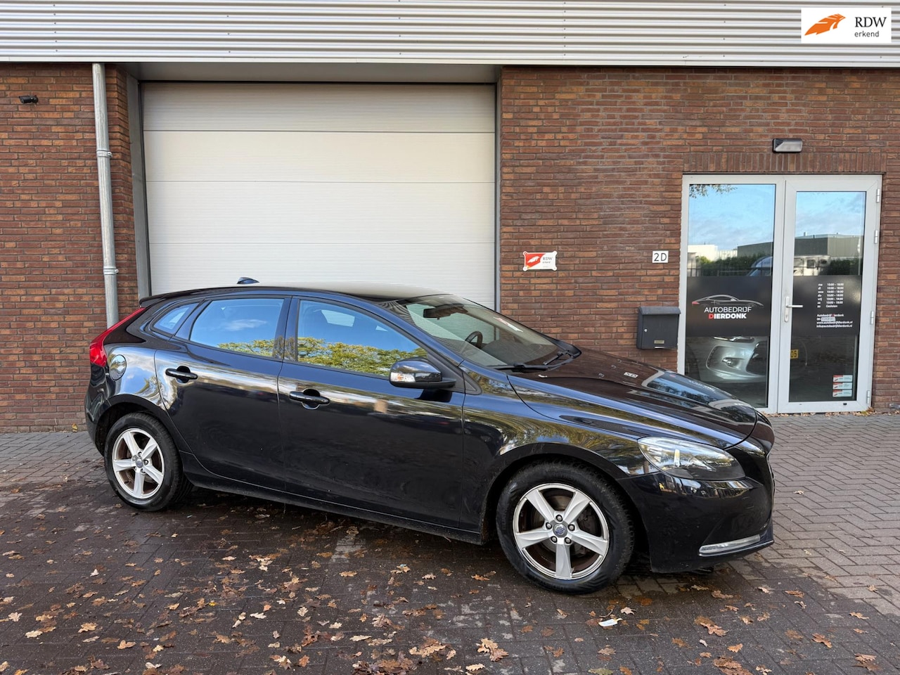 Volvo V40 - 1.6 D2 Momentum|AIRCO|NIEUWE APK|LEUKE AUTO - AutoWereld.nl