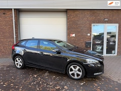 Volvo V40 - 1.6 D2 Momentum|AIRCO|NIEUWE APK|LEUKE AUTO
