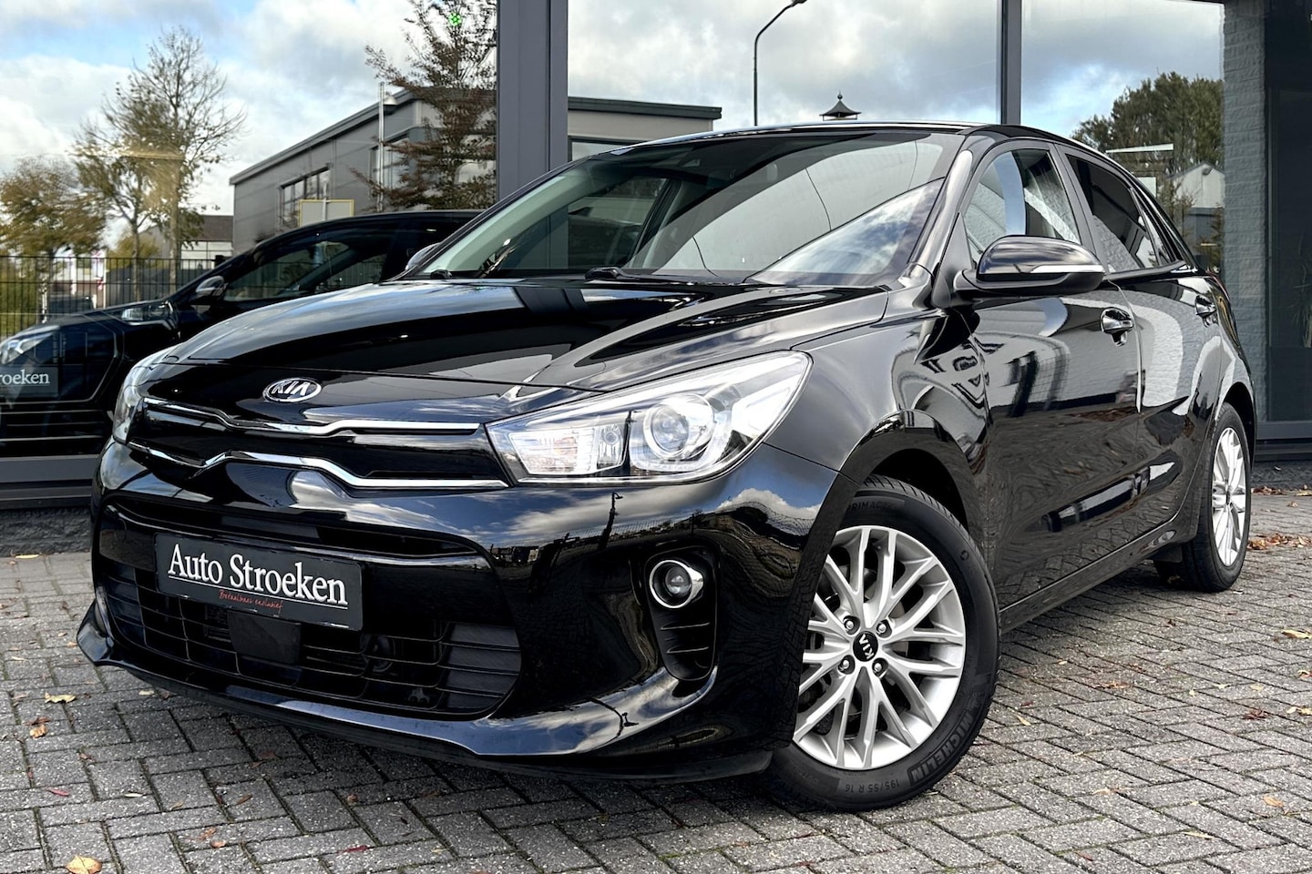 Kia Rio - 1.0 T-GDi DynamicPlusLine Fabrieksgarantie Navi - AutoWereld.nl