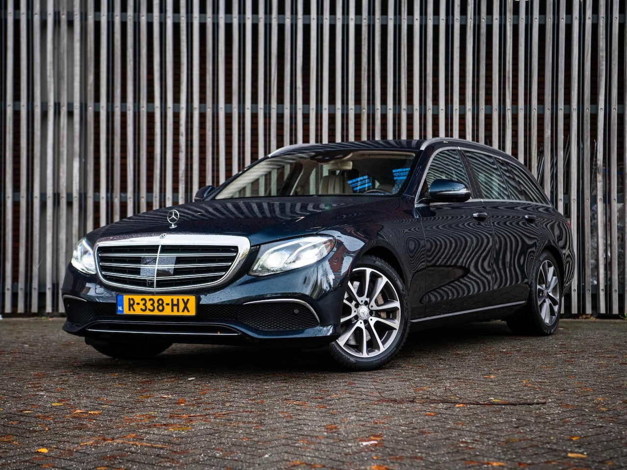 Mercedes-Benz E-klasse Estate - 350d 259pk Prestige+ |HUD|MemorySeats|Multibeam|ACC|Lane/sideAssist|Luchtvering|360-Cam| - AutoWereld.nl