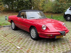 Alfa Romeo Spider - 2.0