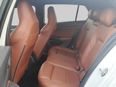 Volkswagen Golf - 1.4 eHybrid 245pk DSG Automaat GTE