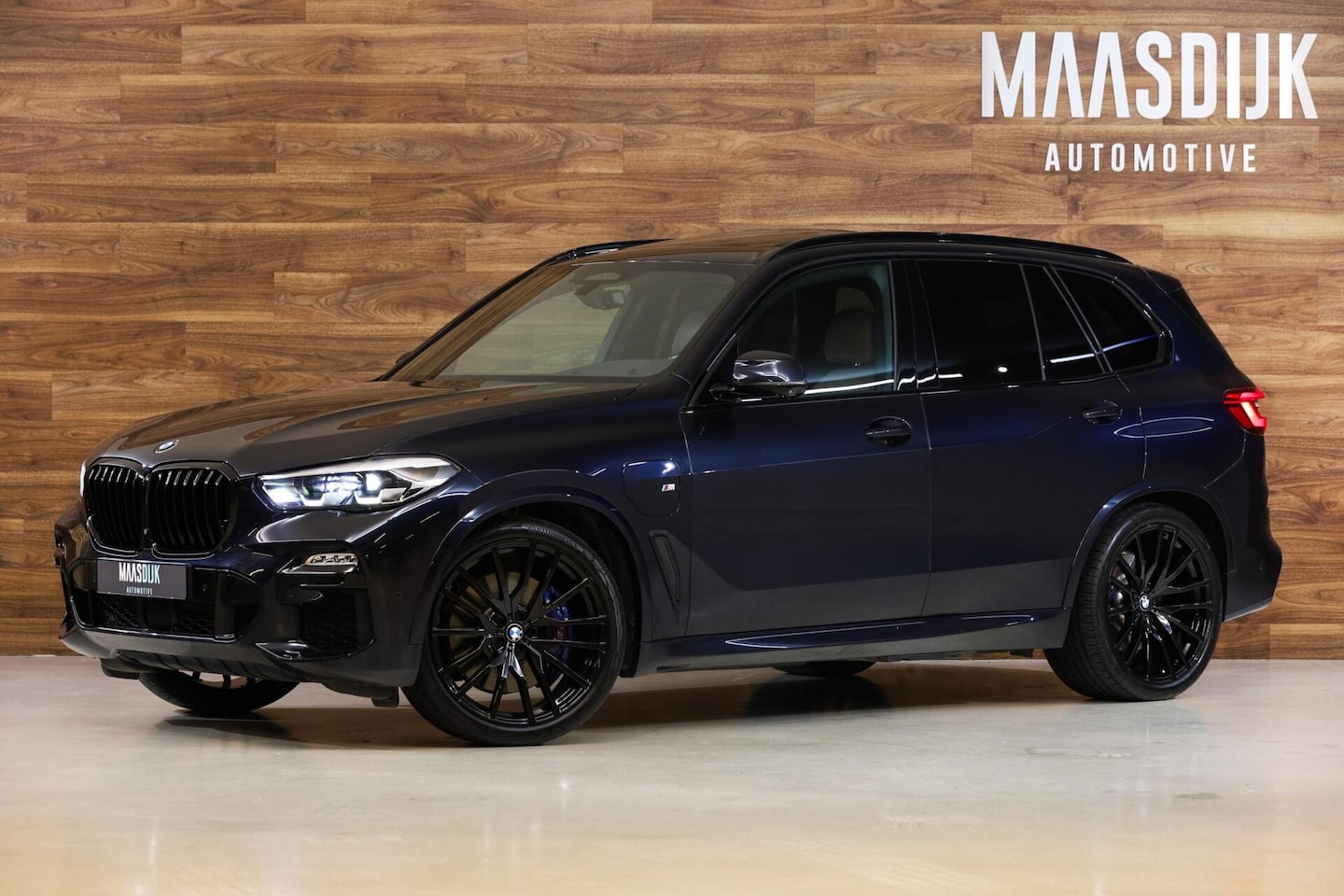 BMW X5 - xDrive45e M-Sport|Individual|Tartufo|Skylounge|HUD|360| - AutoWereld.nl