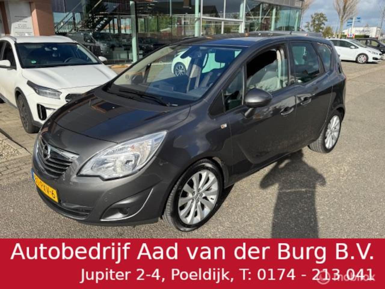 Opel Meriva - 1.4 Turbo Cosmo Navigatie , Parkeerhulp voor & Achter , Trekhaak , 17 inch velgen , Hoge i - AutoWereld.nl