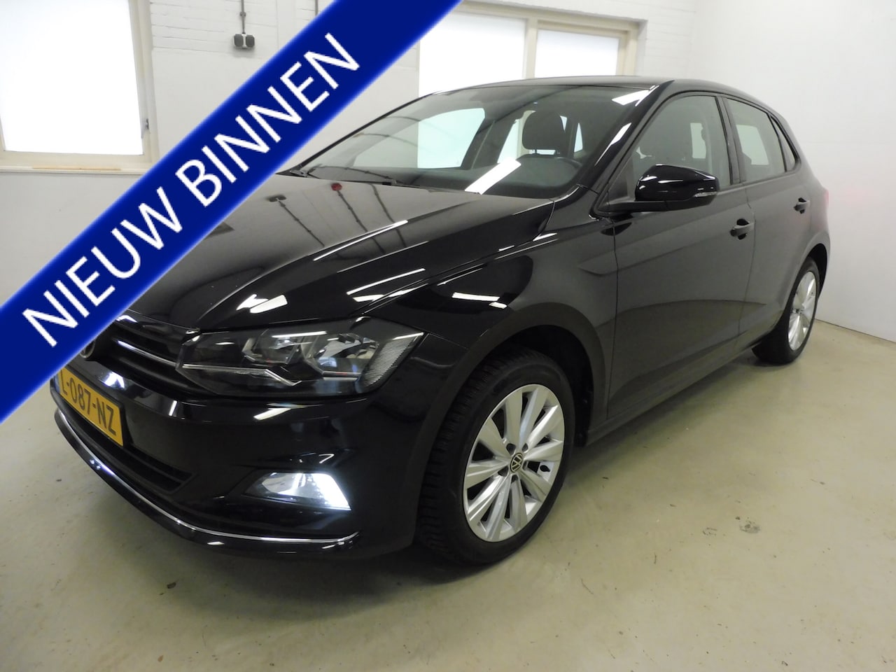 Volkswagen Polo - 1.0 TSI Highline Adap cruise | LED | LMV 16"| Climatronic | 1e eig | NL auto | Géén afleve - AutoWereld.nl