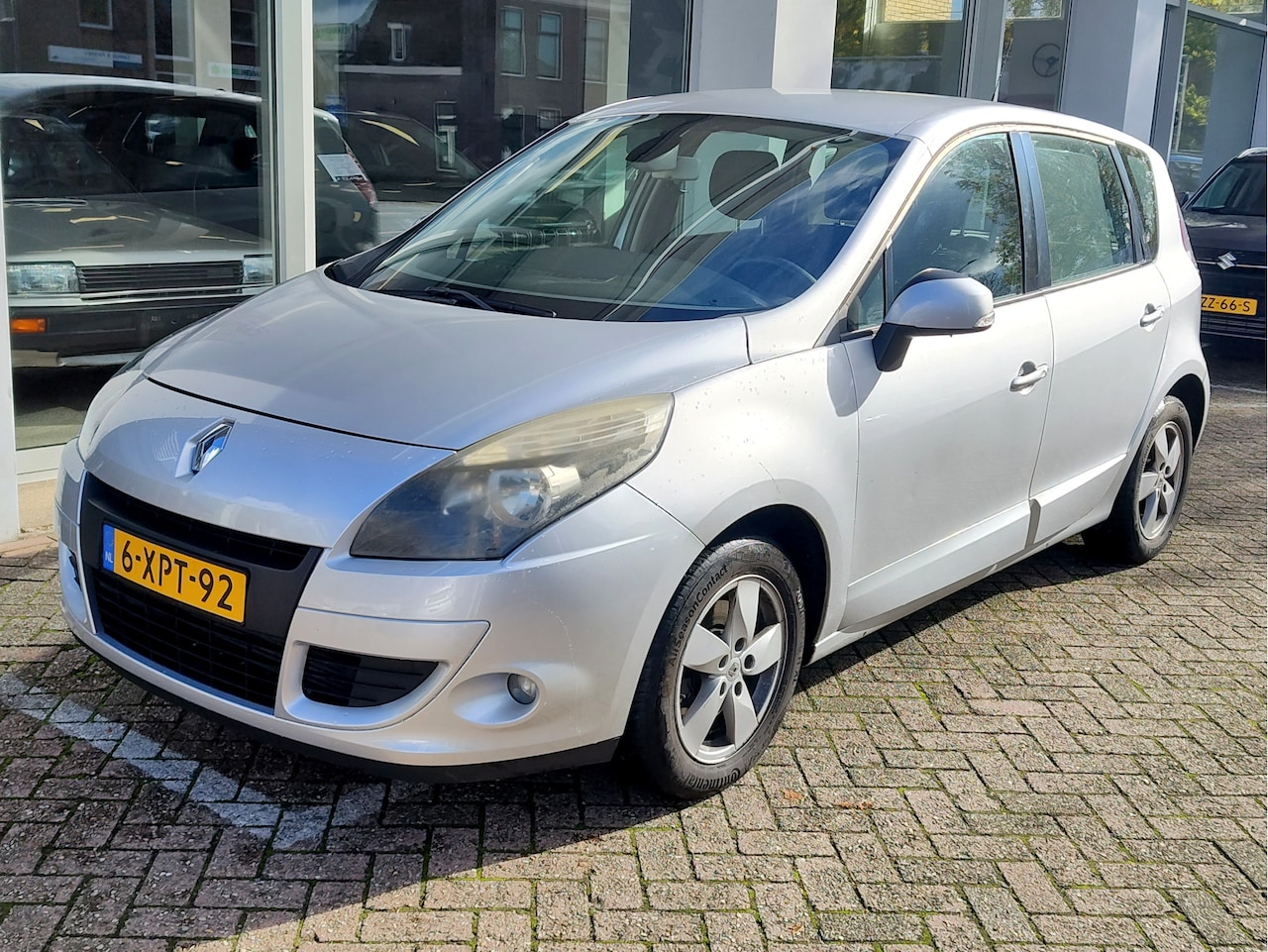 Renault Scénic - 1.4 TCE EXPRESSION | RIJDT PERFECT | APK tot 03-2026 - AutoWereld.nl